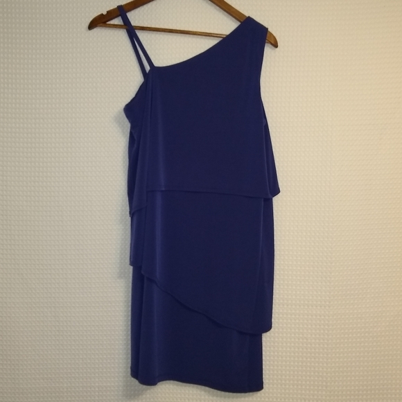 Vince Camuto dress - Picture 2 of 3